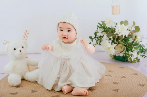 嘉鱼孕妇几个月开始显怀 嘉鱼孕妇几个月开始显怀